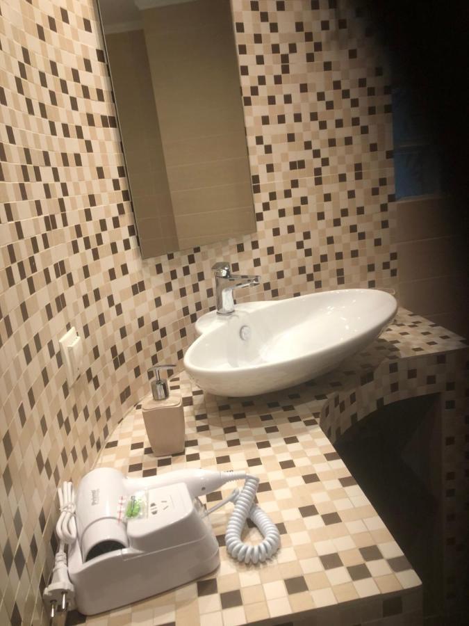 Appartamento Maisonette Lux Modern Next to Metro Kerameikos Atene Esterno foto