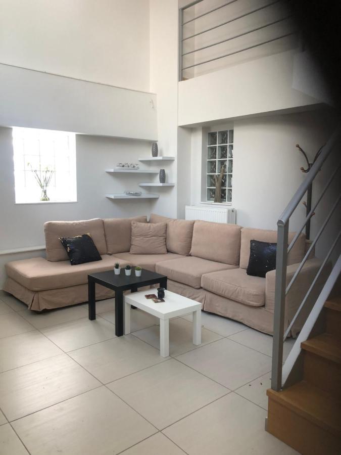 Appartamento Maisonette Lux Modern Next to Metro Kerameikos Atene Esterno foto
