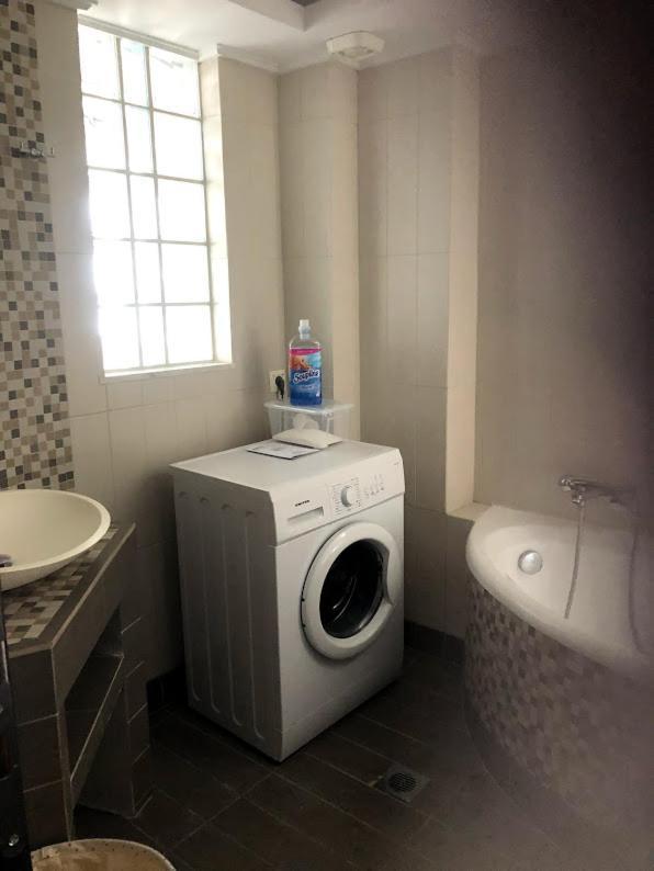 Appartamento Maisonette Lux Modern Next to Metro Kerameikos Atene Esterno foto